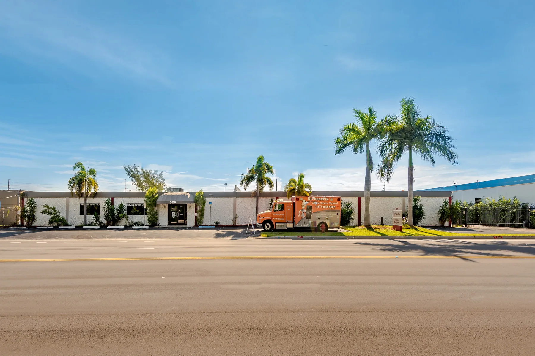 Front elevation of the building at 3000 SW 4th Ave, Fort Lauderdale